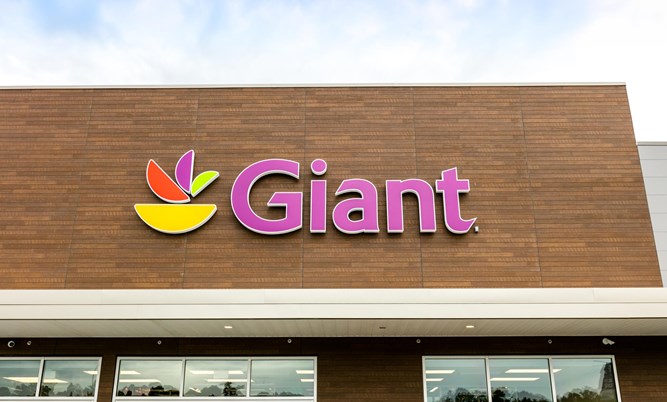 Giant Food Launches "Lend a Hand for Hunger" Holiday Program