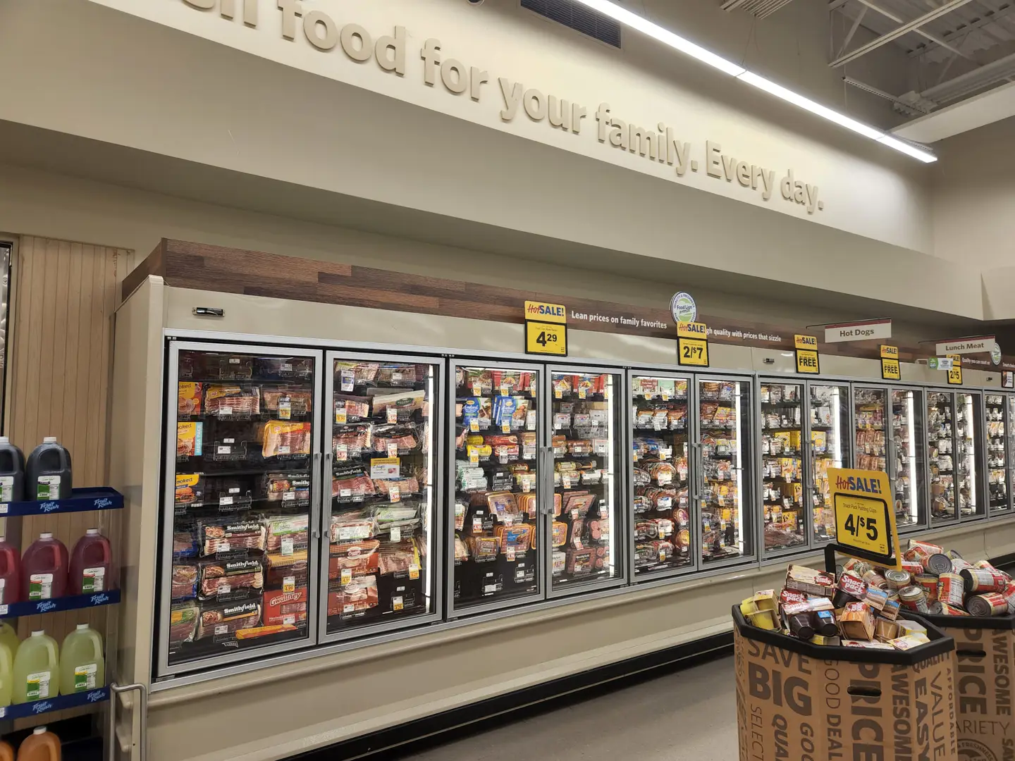 Food Lion was named the winner of the GreenChill Advanced Refrigeration Partnership Award by the U.S. Environmental Protection Agency